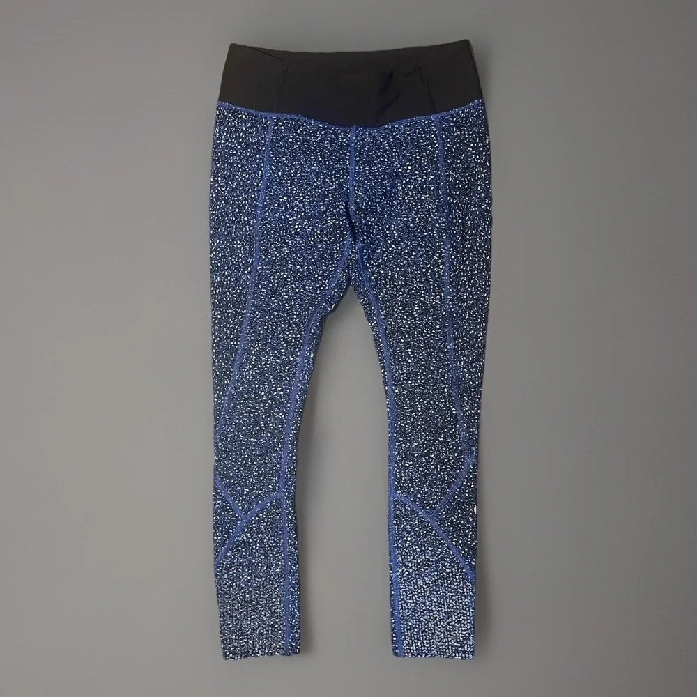 Lululemon Woman's Blue Pattern Athletic Leggings Size 6‎